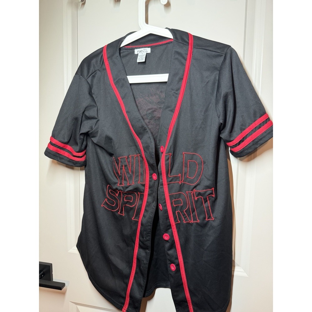 rue21 Women's Black/Red Mesh V-Neck Short Sleeve Button-Up Dragon Top, S